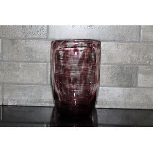 Art Glass: Purple Amethyst Vase